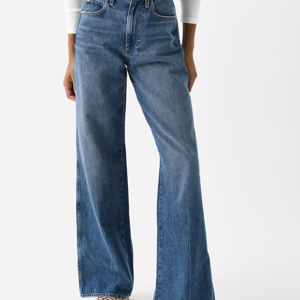AMO Frida Wide Leg Blue Jeans